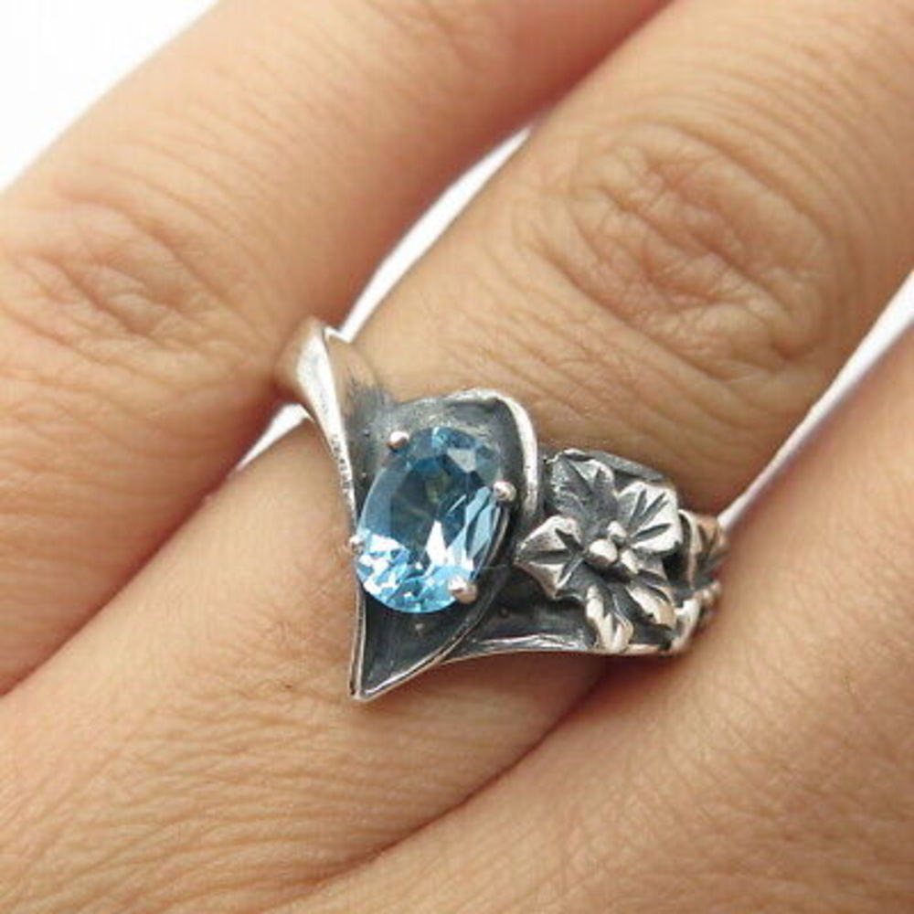 925 Sterling Silver Vintage Prairie Fire Real Blue Topaz Floral Ring Size 6.25